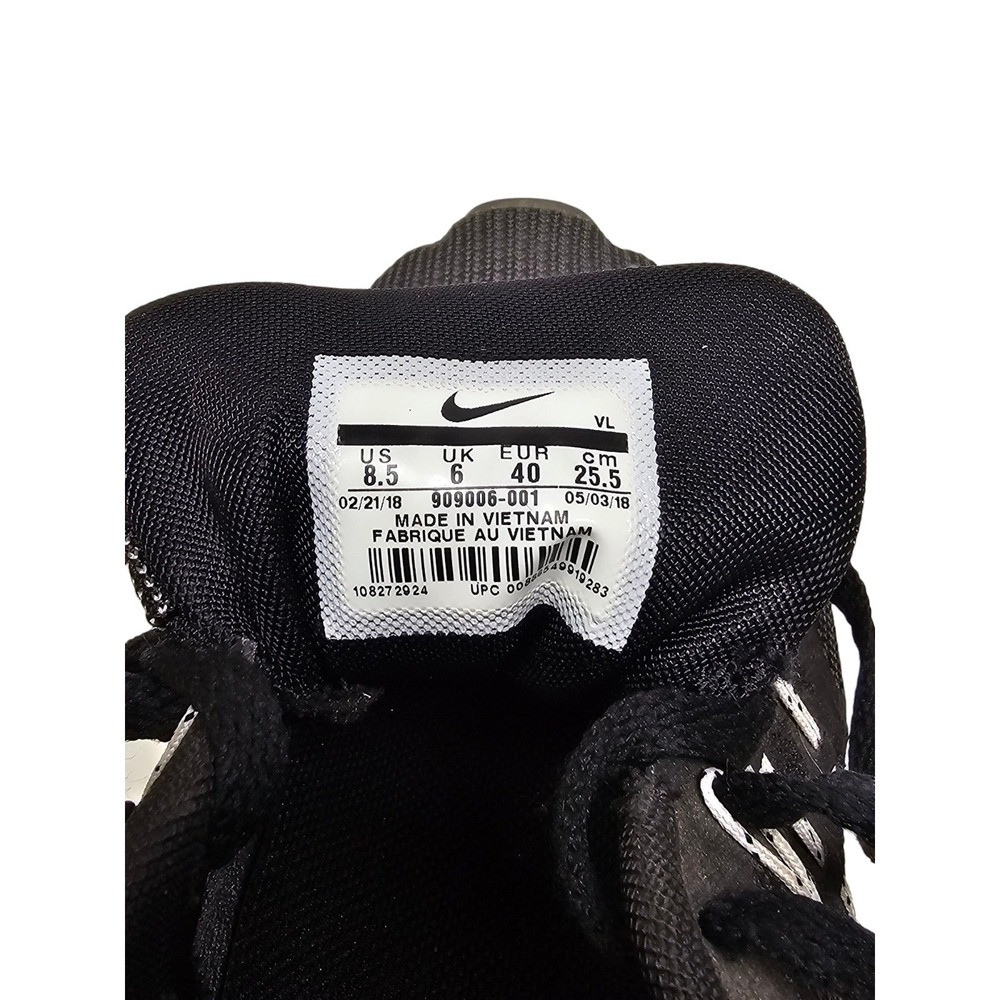 Nike Run Swift Athletic Running Shoes‎ Sneakers Womens Size 8.5 Black / White - Picture 12 of 12